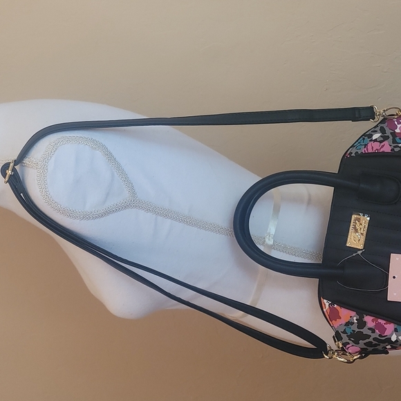 New Betsy Johnson Purse - Picture 10 of 10